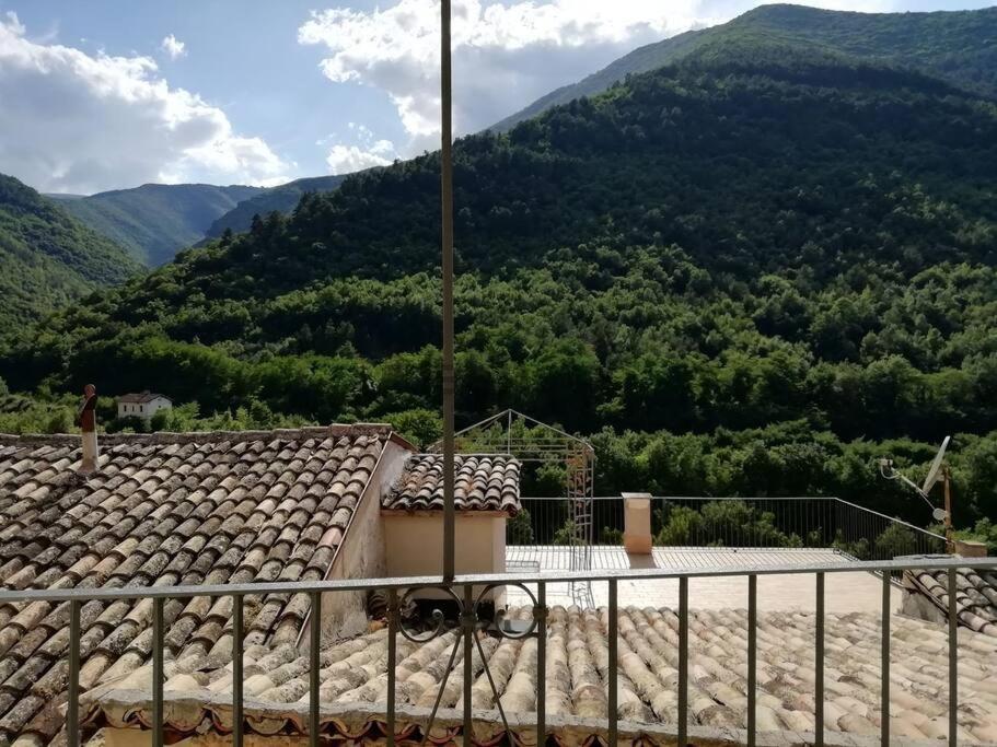 Casa In Splendida Riserva Naturale Pettorano sul Gizio Exterior photo